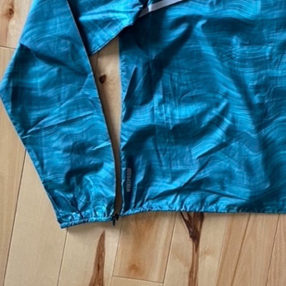Women's Running Jacket - Picture 5 of 7